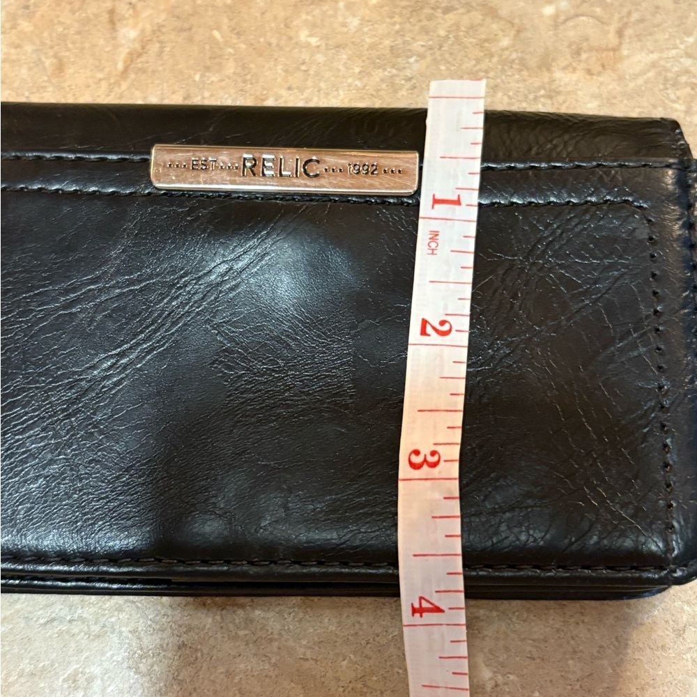 Relic Black Wristlet Wallet - Picture 10 of 10